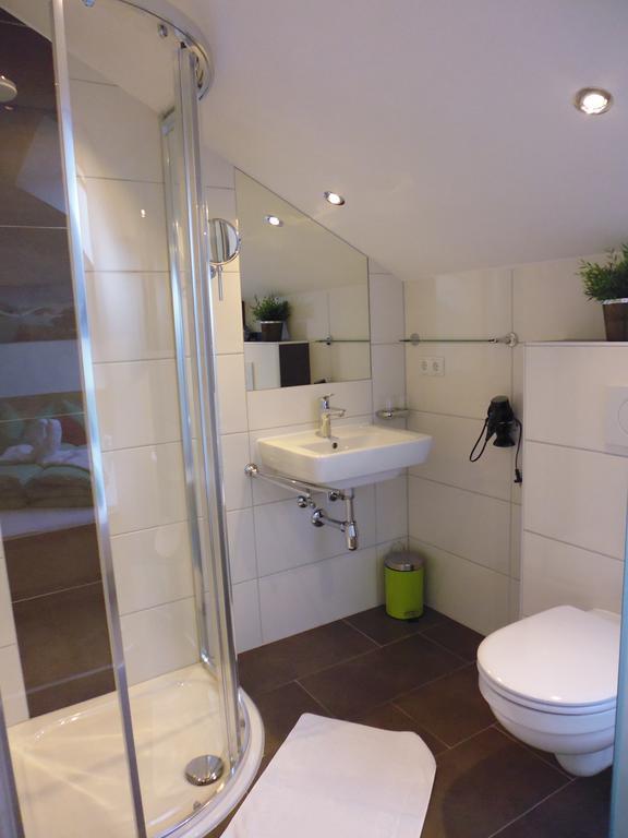 Ferienwohnung Gundolf Christine Arzl im Pitztal Szoba fotó