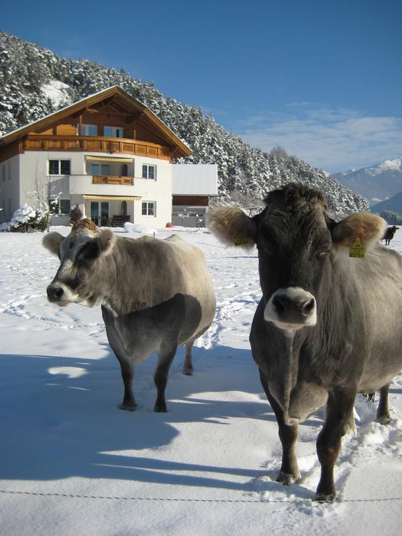 Ferienwohnung Gundolf Christine Arzl im Pitztal Szoba fotó