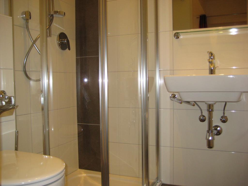 Ferienwohnung Gundolf Christine Arzl im Pitztal Szoba fotó